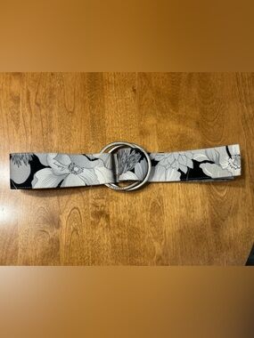 Burberry Floral Canvas Double-Ring Belt in Gray and Black